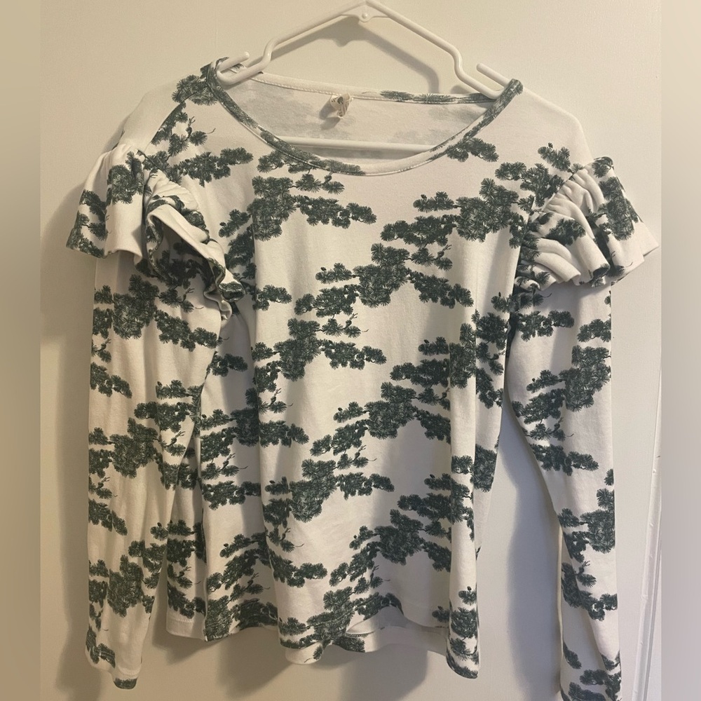 Kate Quinn Pine Flutter Sleeve Shirt